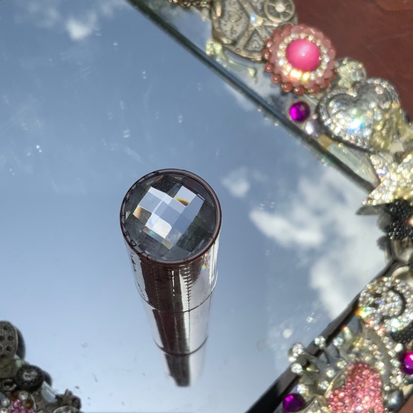 PURE COSMETICS NATURAL HYDRATING LIP GLOSS, MADELINE - Picture 4 of 5